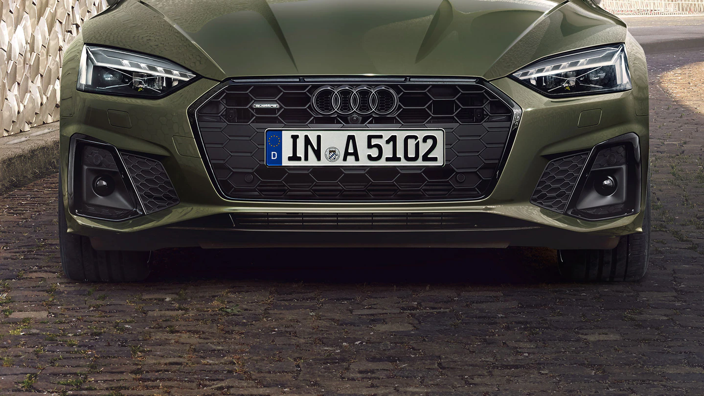 Front view Audi A5 Coupé