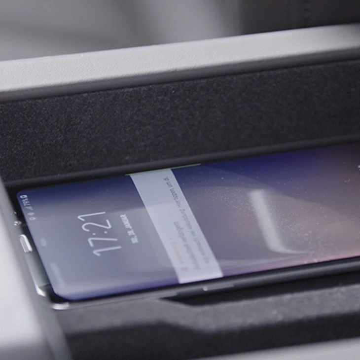 아우디 S6 아우디 폰박스