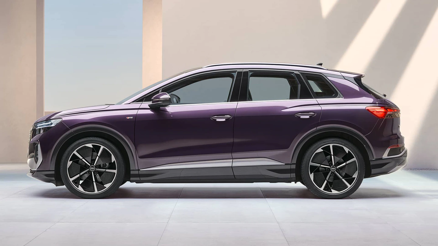 아우디 Q4 e- 트론 측면 외부 디자인