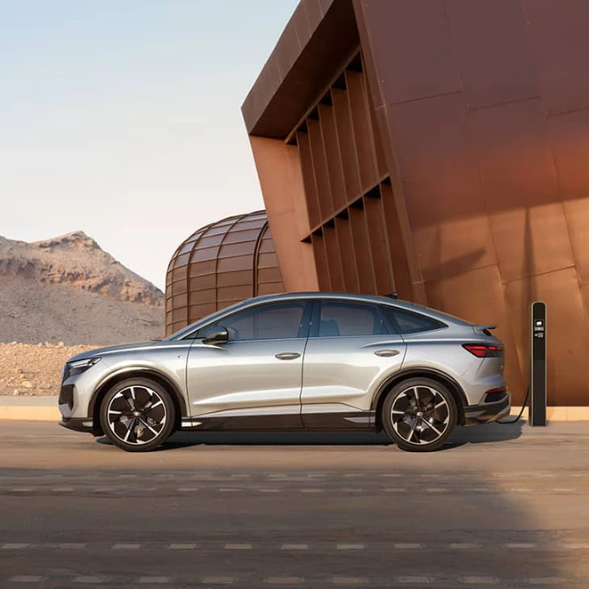 아우디 Q4 스포트백 e-트론